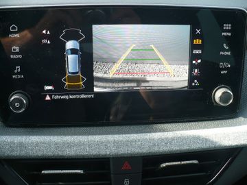 Bild 9 Skoda Kamiq Selection DSG SHZ PDC v+h Kamera ALU LED