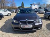 BMW 330xi Allrad 1.Hand PDC Bi-Xenon Navi Teil-Leder - BMW 3 Series aus 2006