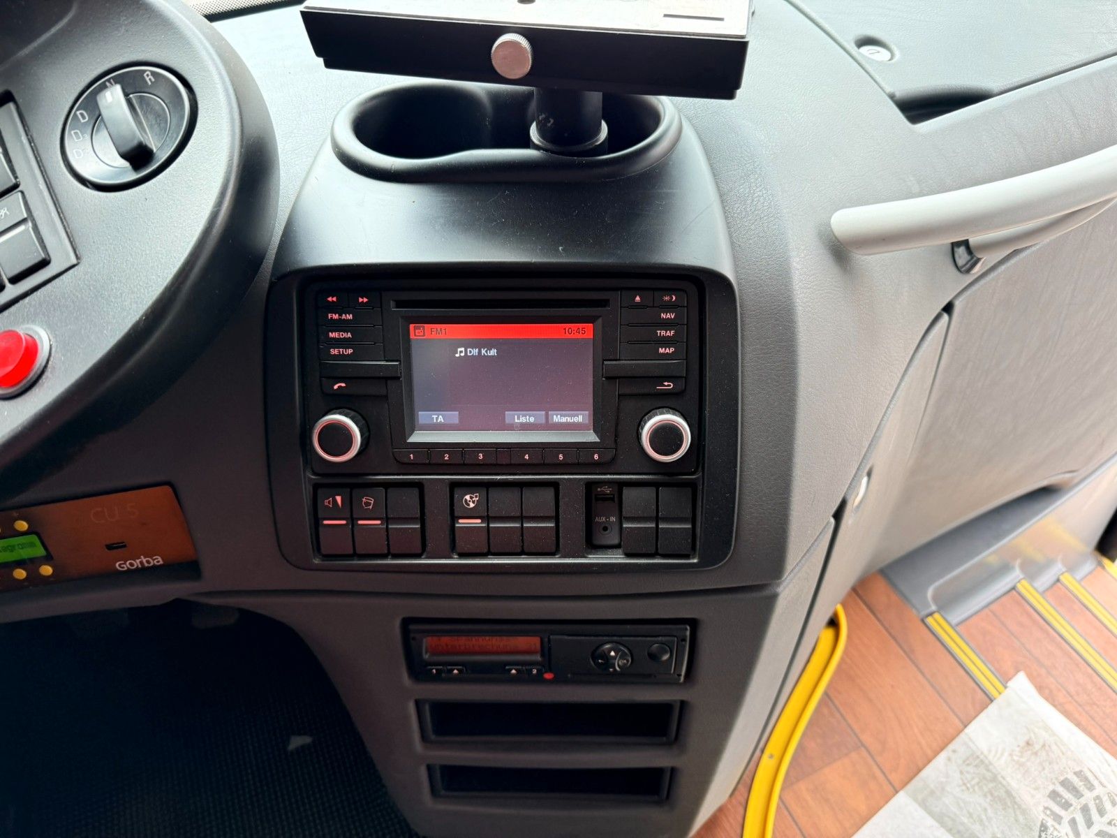 MAN  2015 - Image 14 of 28