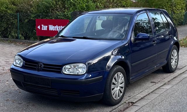 Volkswagen Golf 1.4i Special Lim. /ZV/KLIMA/TÜV AU NEU