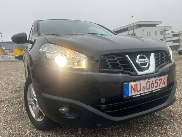 Nissan Qashqai Tekna 4X4 Automatik,Vollausstattung.