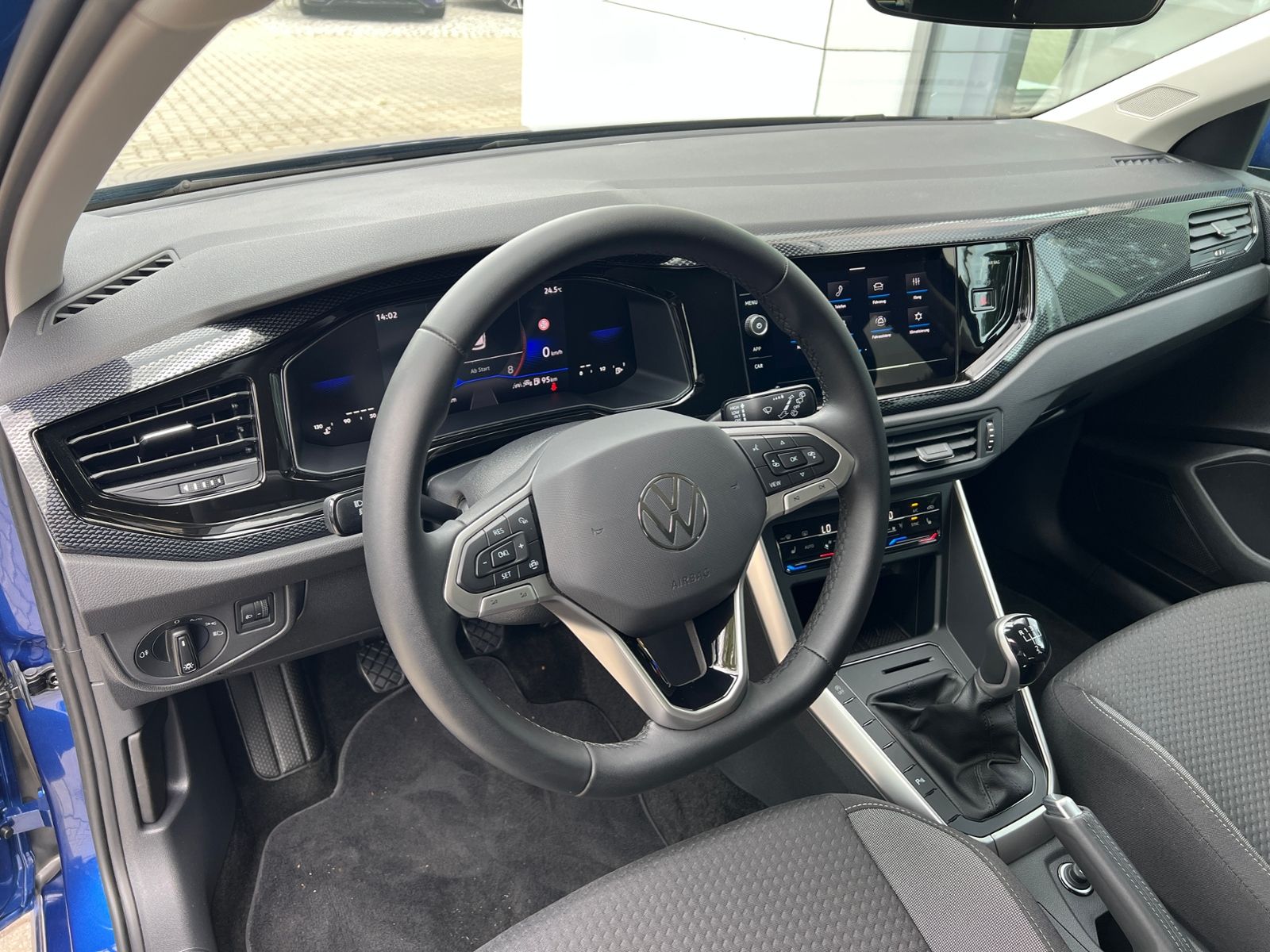 Fahrzeugabbildung Volkswagen Polo Life 1.0 *LED, Climatronic, Sitzhzg., AppCo