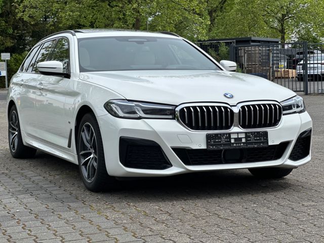 BMW 530 e xDrive M Sport LASER PANO KAM Service inkl