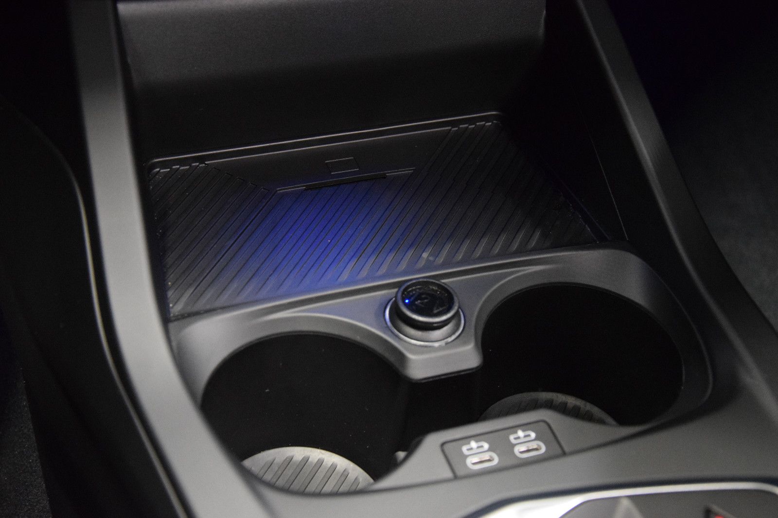 Fahrzeugabbildung BMW 220d 2 Gran Coupé M-Sport-Pro Pano HuD Massage