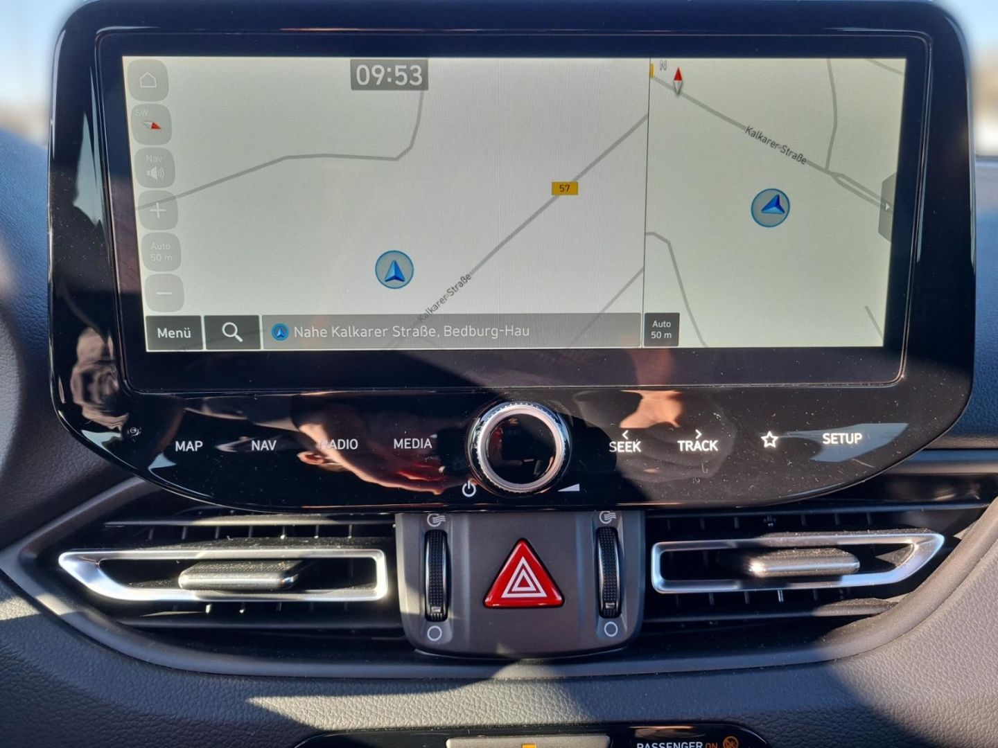 Fahrzeugabbildung Hyundai i30 ADVANTAGE 1.0 AUT. PLUS-P+ALLWETTER+TEMPOMAT