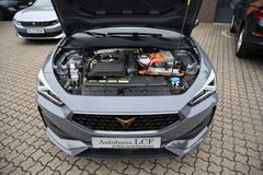 CUPRA Leon Sportstourer 1.4 e-Hybrid PANO CAM LED 1.Hd