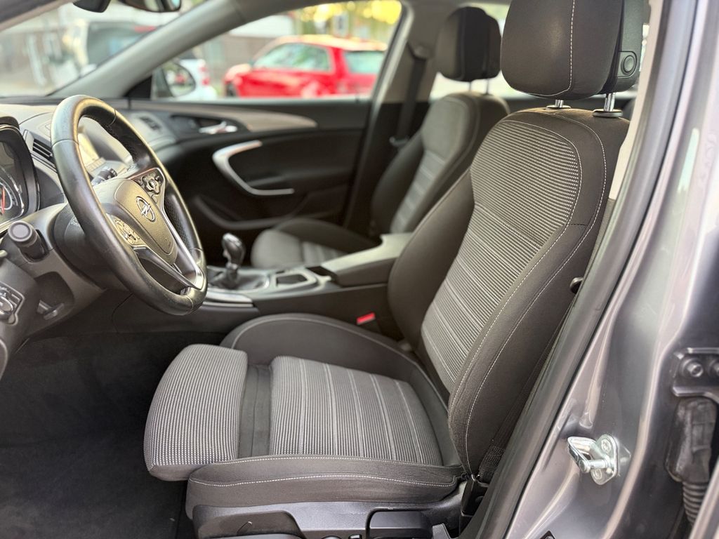 OPEL Insignia – Bild 10 von 14