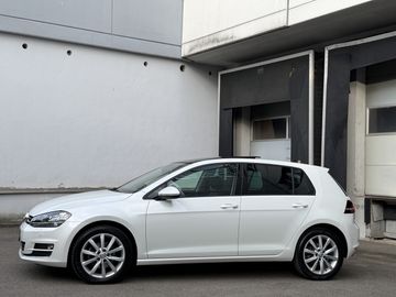 Volkswagen Golf - 3