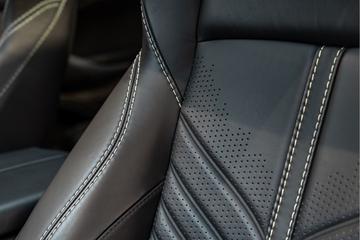 2022 Aston Martin DBX — миниатюра 50
