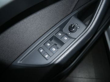 Audi Q8 e-tron - 10