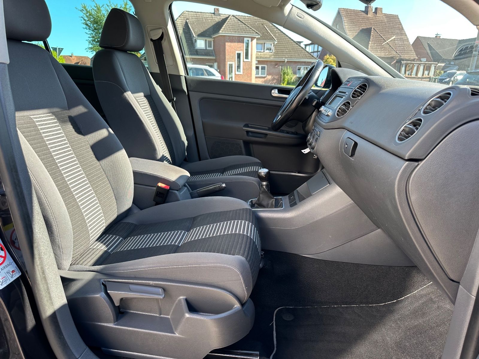 Fahrzeugabbildung Volkswagen Golf Plus 1.6 United AHK/SHZG/GRA