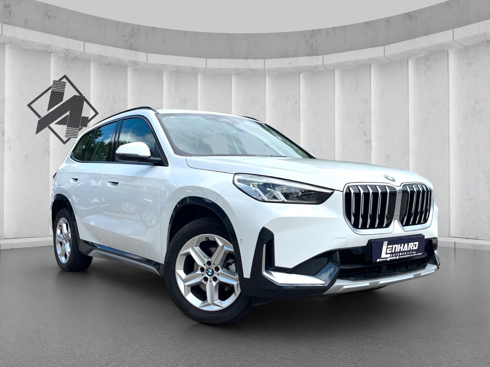 Fahrzeugabbildung BMW X1 Shadow-Line*XLine*NAVI*PDC*KAMERA*u.v.m**