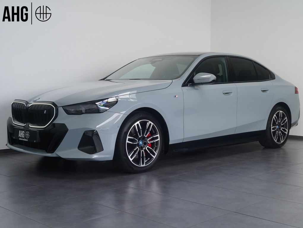 BMW i5