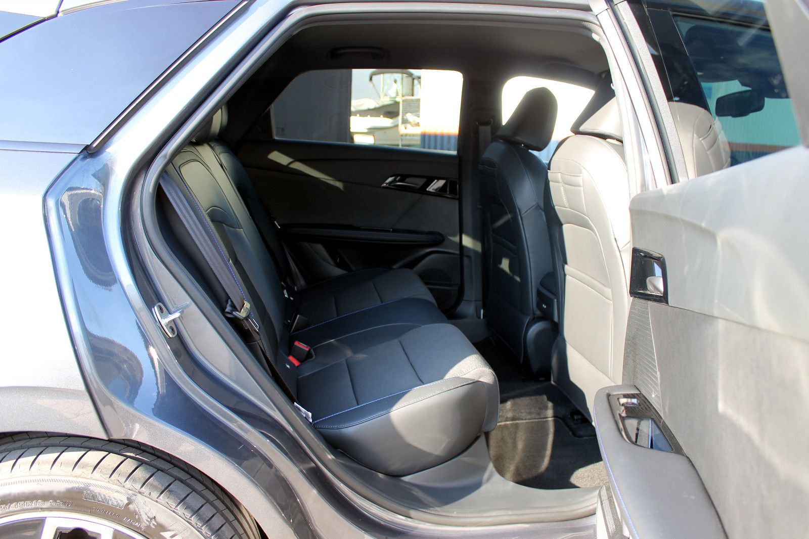 Fahrzeugabbildung MG MG4 Luxury 5D 150kW LED 360° ACC CarPlay BT NAV