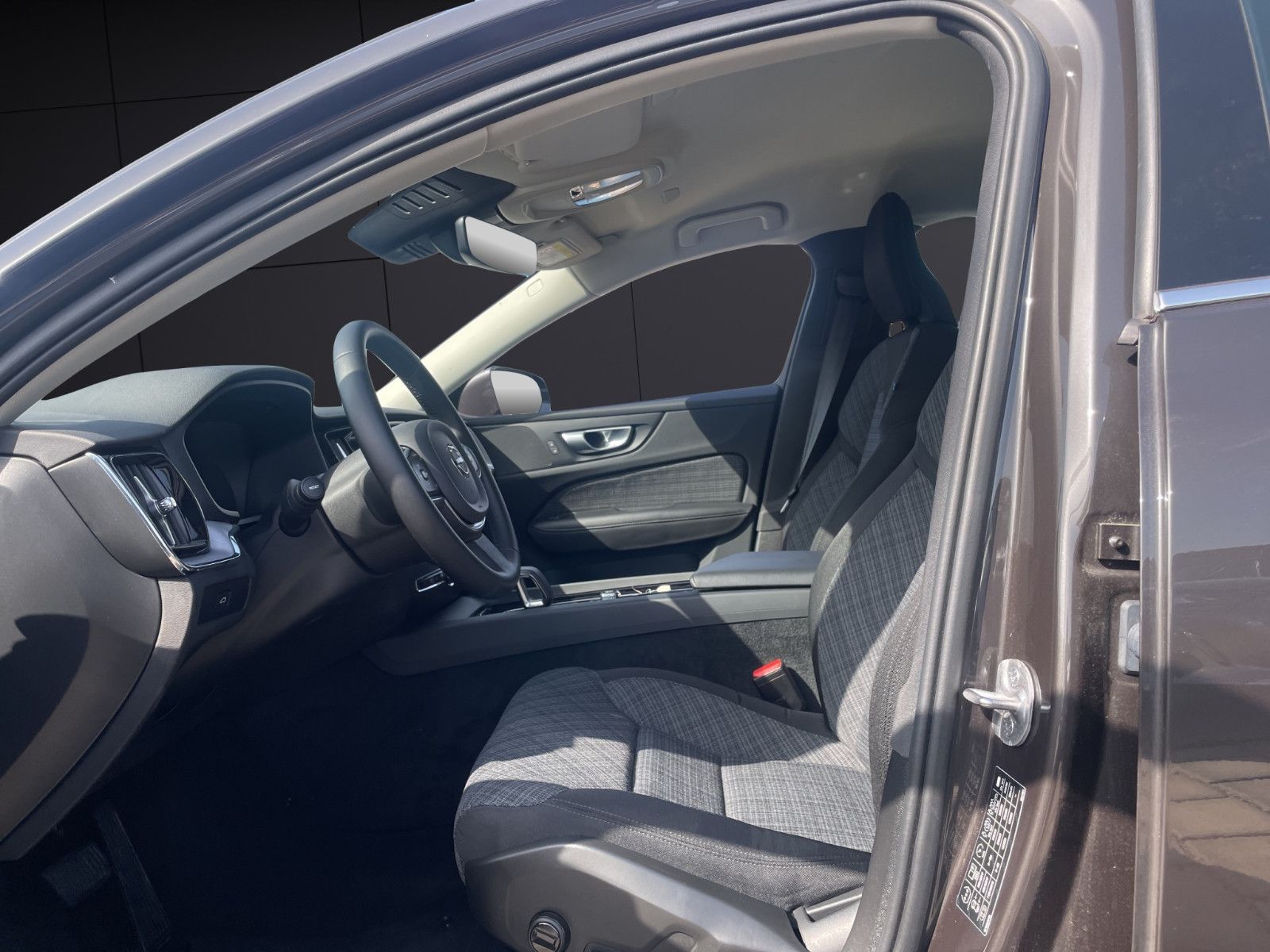 Fahrzeugabbildung Volvo S60 Lim. Plus Dark LED*CAM*Navi*Shzg