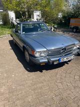Mercedes-Benz SL 380.   V8 - Mercedes-Benz SL 380 in Hamburg