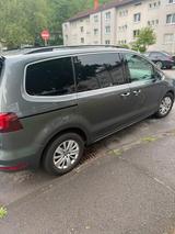 Volkswagen Sharan 2.0 TDI SCR DSG Highline Highline - Volkswagen Sharan Gebrauchtwagen in Mülheim (Ruhr)