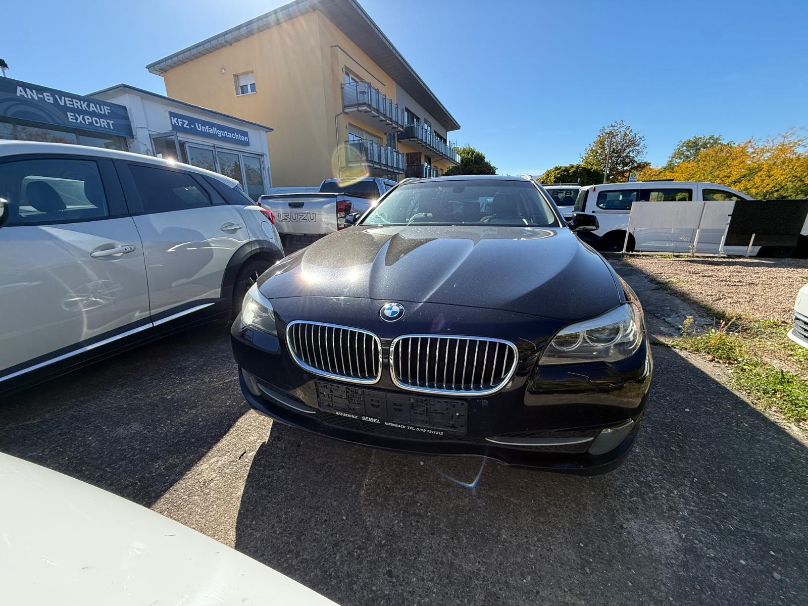 BMW 520 2011 — photo 17