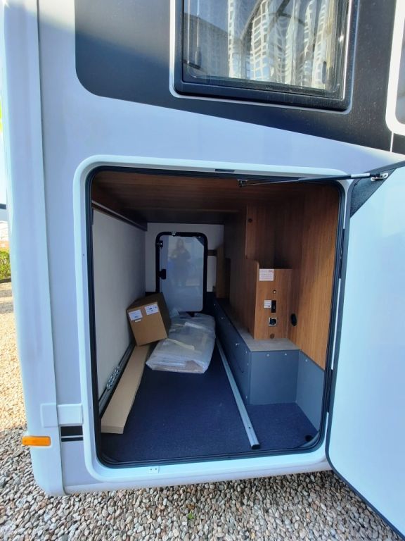 Fahrzeugabbildung Laika Ecovip L 3019 Titanio Verfüg./Sparen Sie 4.174,-