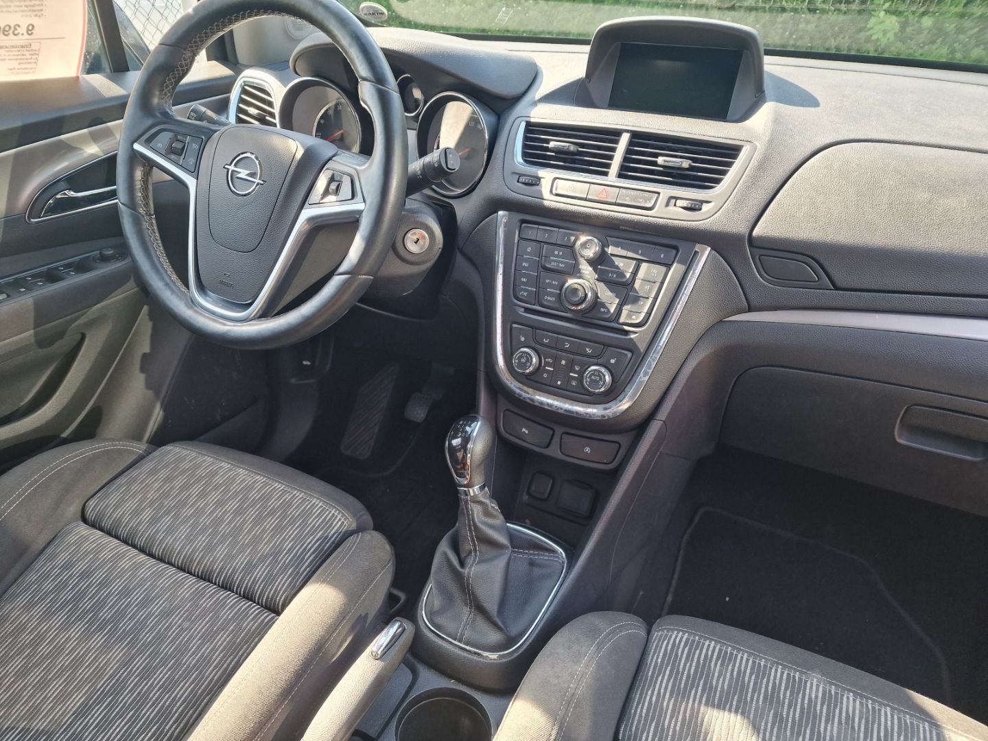 Fahrzeugabbildung Opel Mokka Edition ecoFlex Navi Mehrzonenklima AHK DA
