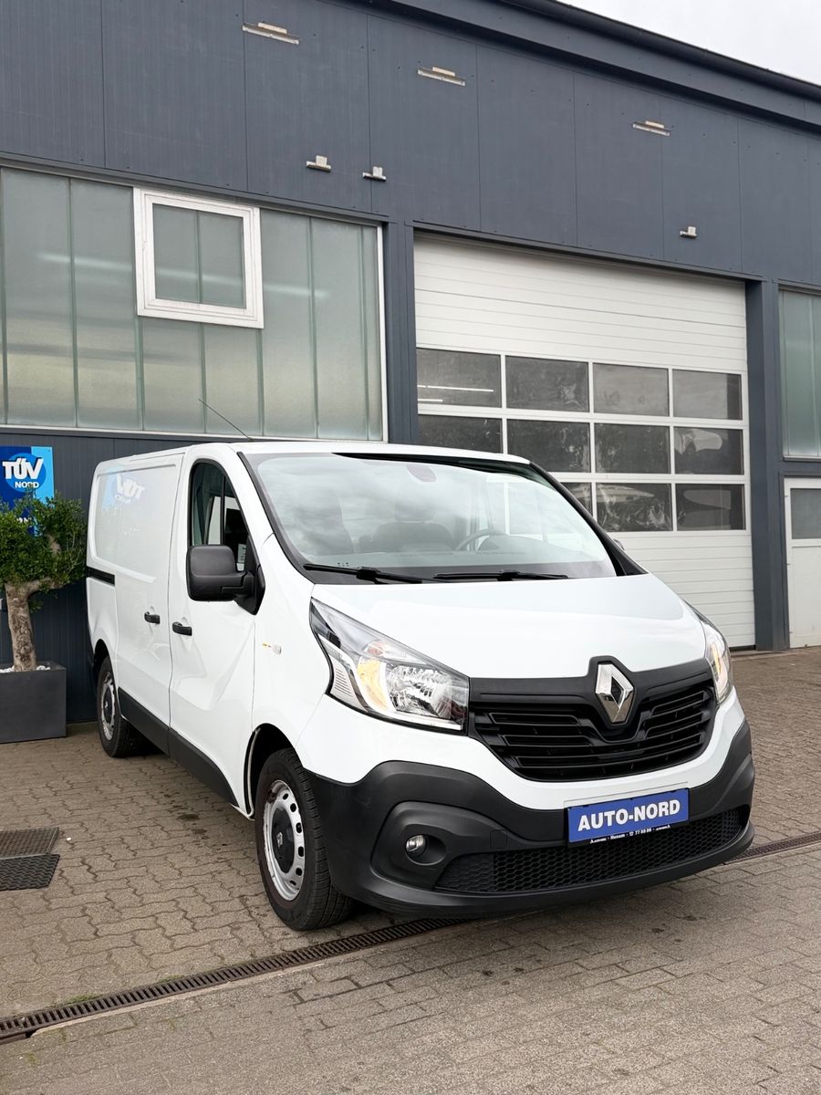 Renault Trafic - 1