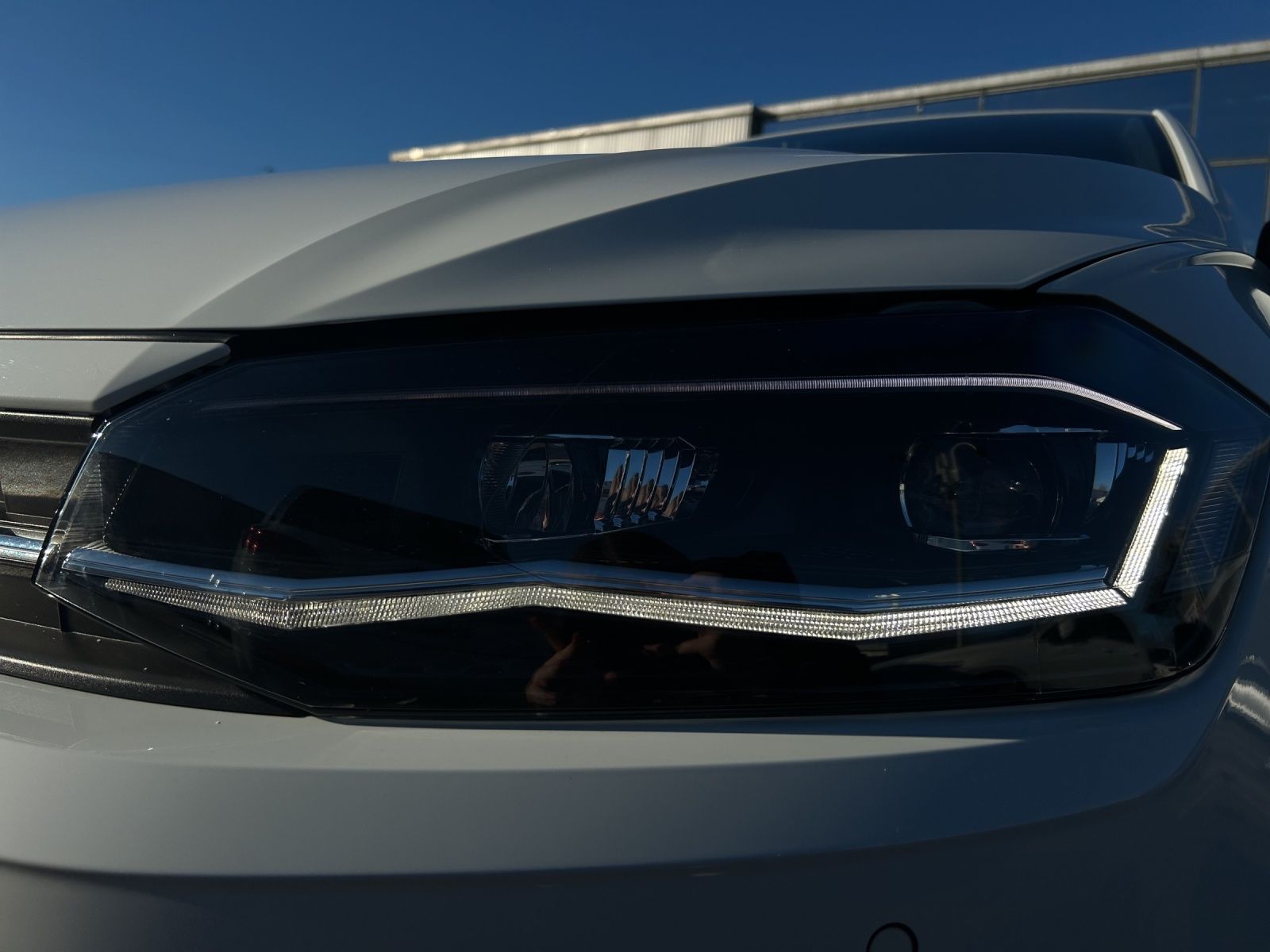 Fahrzeugabbildung Volkswagen Polo Highline TSI DSG LED ACC SH PDC Climatronic