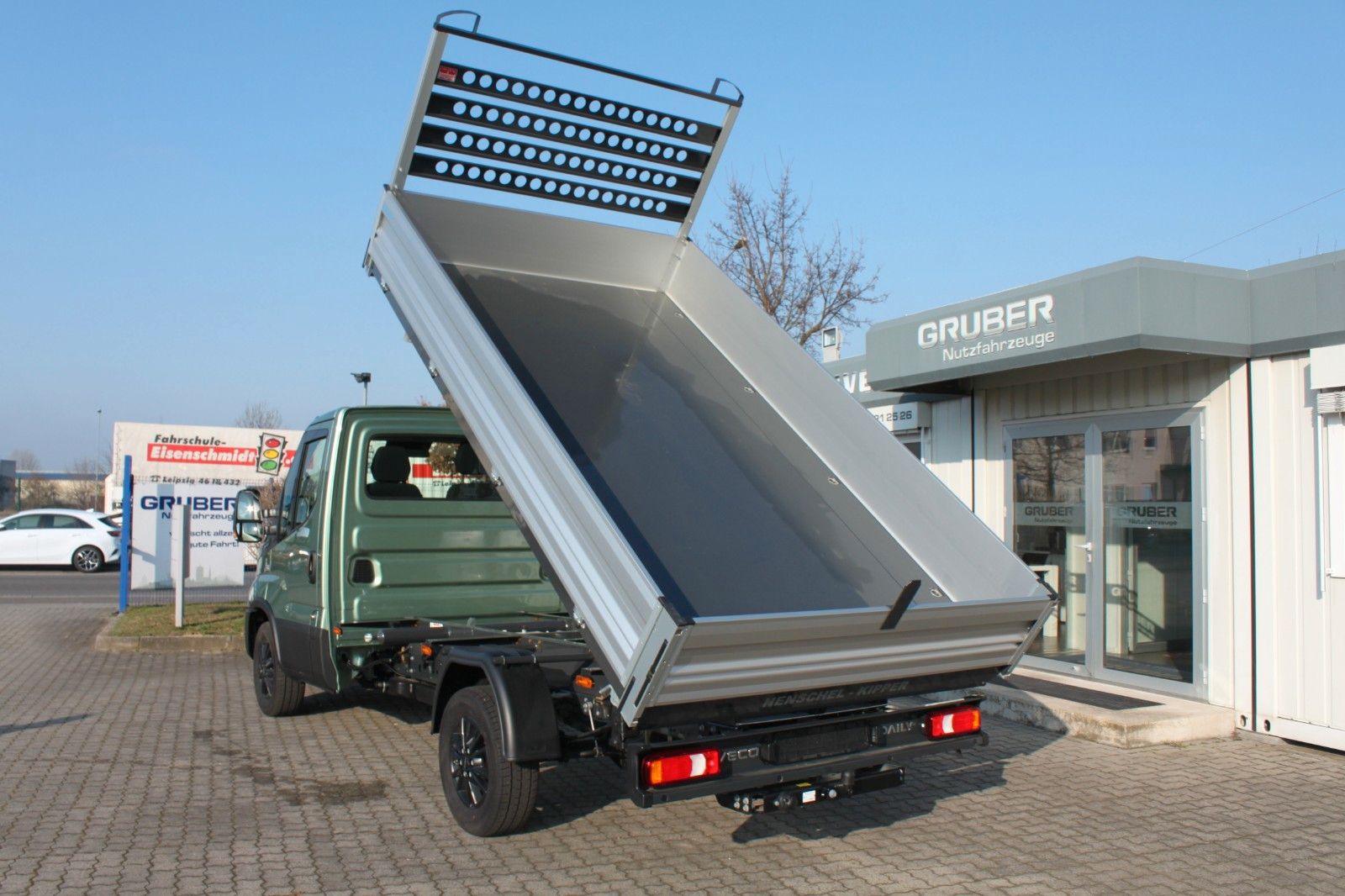 Fahrzeugabbildung Iveco 35S16A8 Kipper/Full-LED/Automatik/AHK