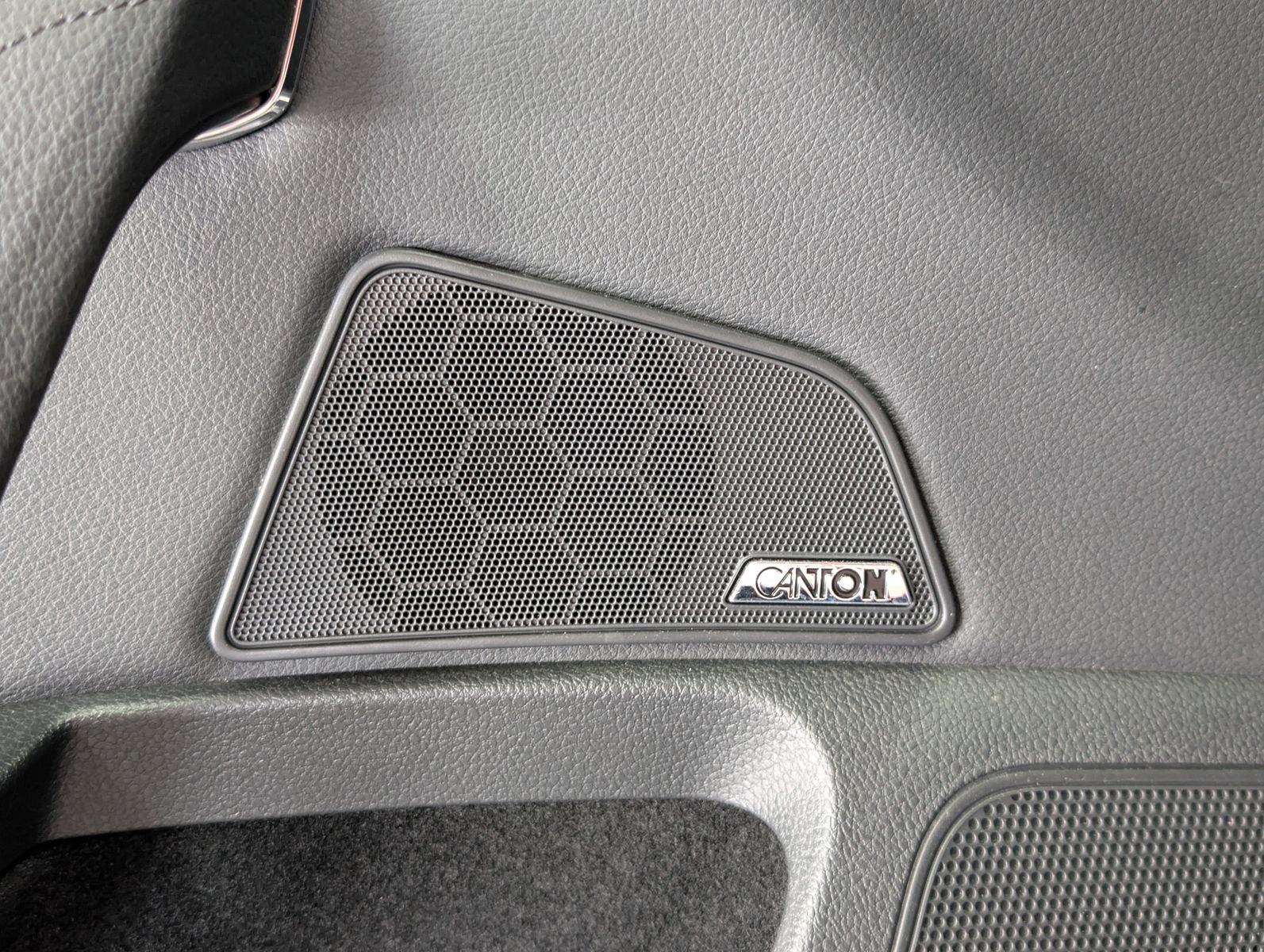 Fahrzeugabbildung SKODA Superb Premium Edition 2.0 TDI ACC VIRT MASSAGE