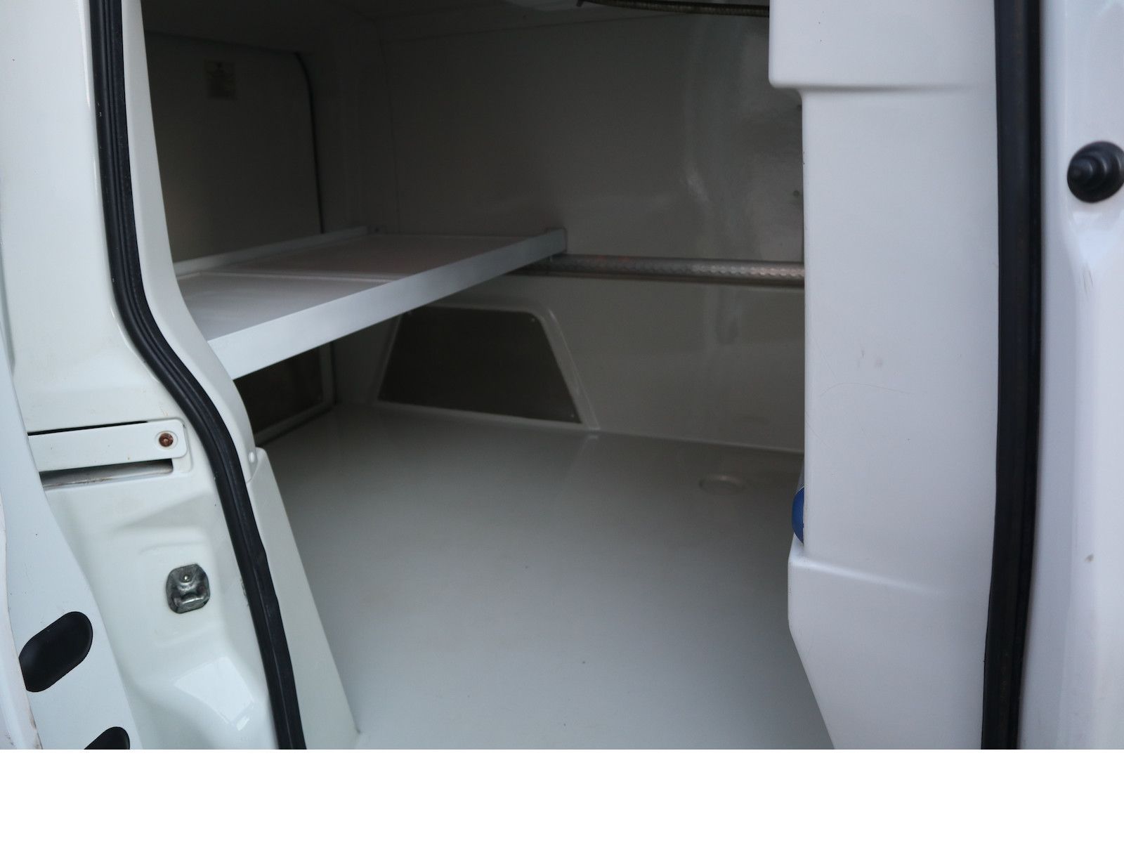 Fahrzeugabbildung Fiat Doblo SX Kasten Kühlwagen