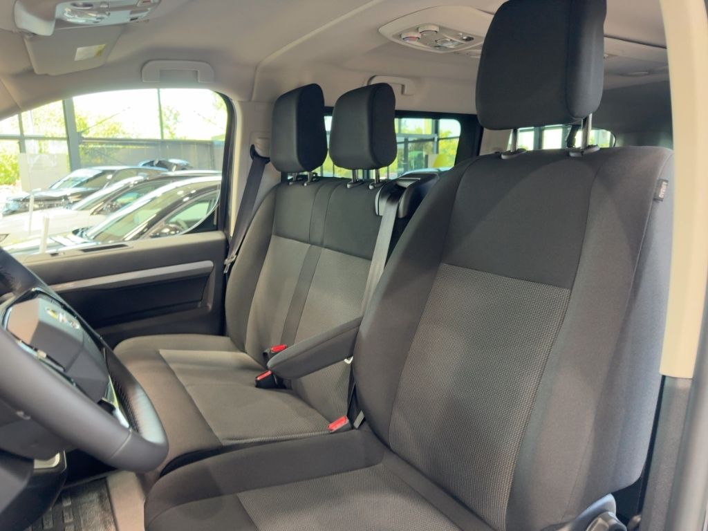 Fahrzeugabbildung Opel Zafira Edition XL, 9 Sitzer, Klima Paket, Driver