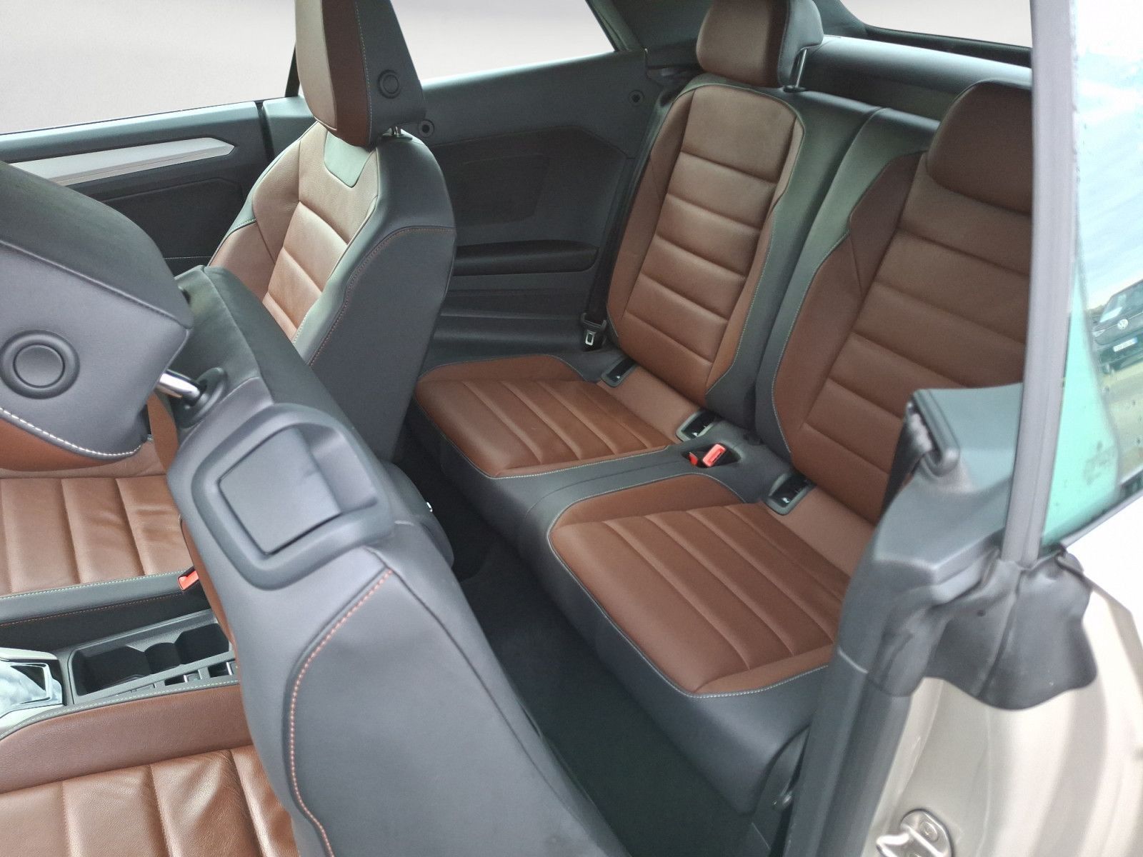 Volkswagen T-Roc - Bild 9