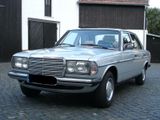 Mercedes-Benz 230E W123