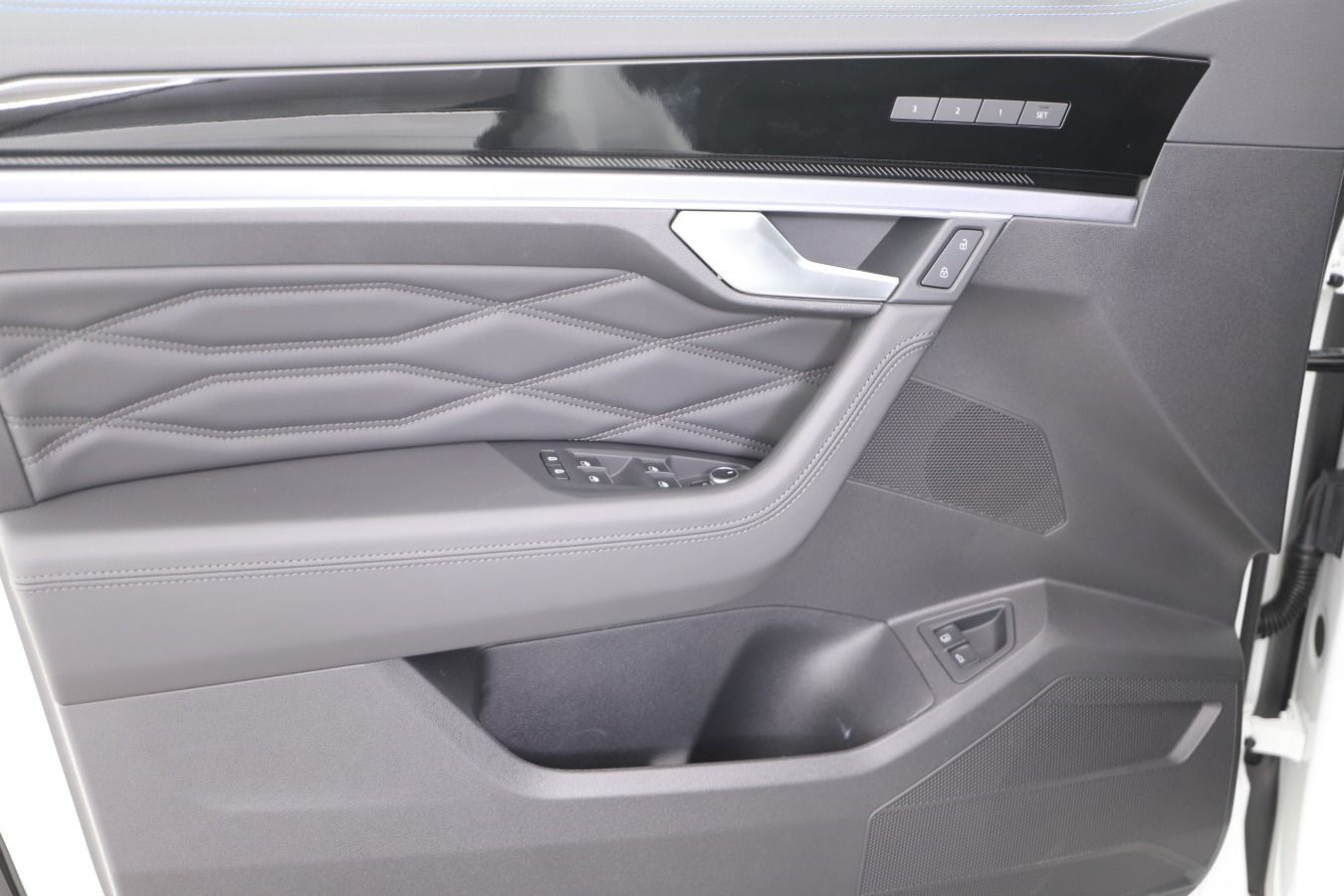 Volkswagen Touareg - Bild 12