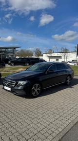 Mercedes-Benz E 400 d 4MATIC T Autom. - PANORAMA | 360° Kamera - Mercedes-Benz E 400 in Frankfurt (Main)