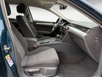 Volkswagen Passat Variant - 8