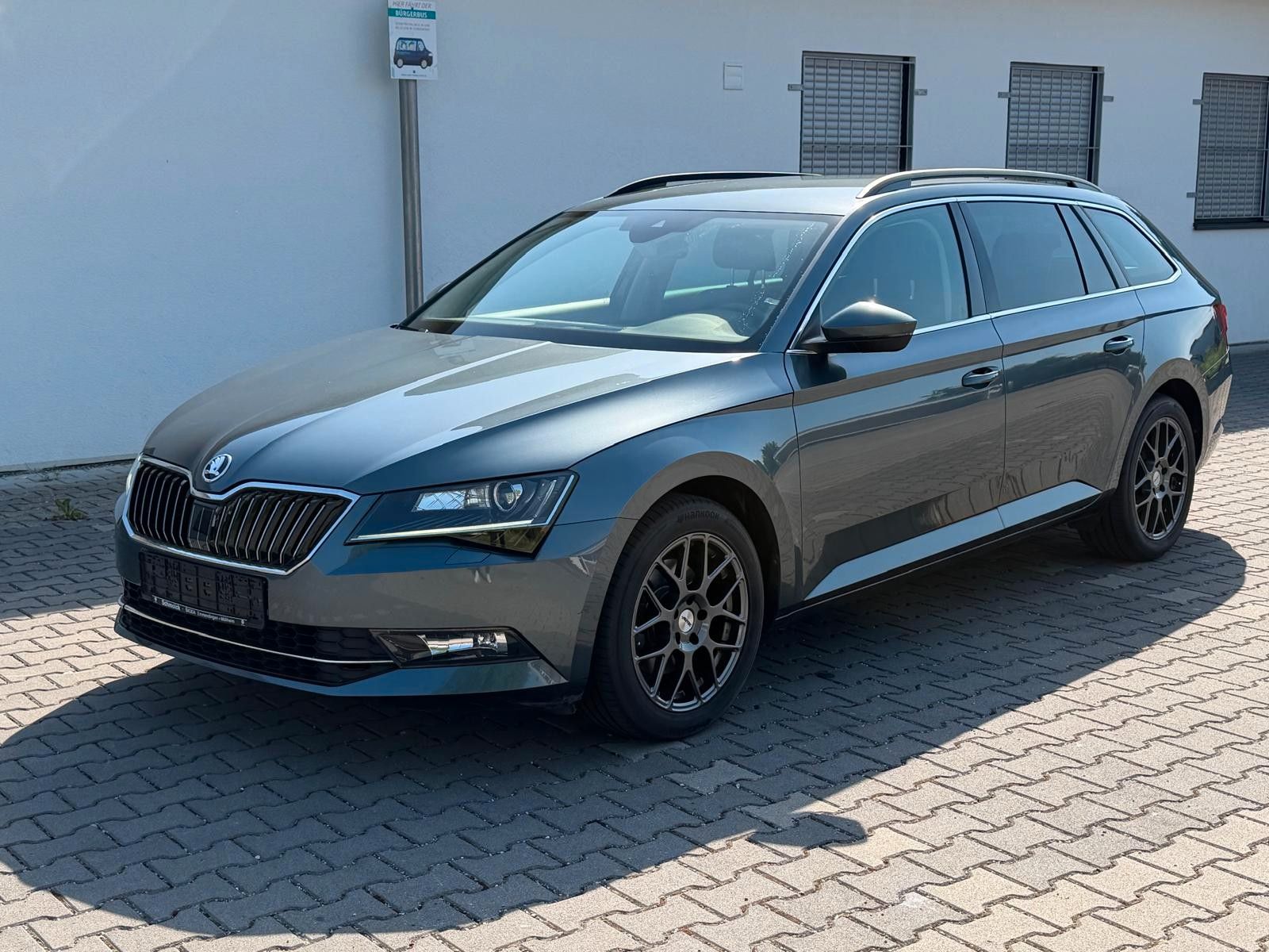Skoda Superb - 1