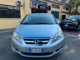 Honda FR-V 1.7 Benzina NEOPATENTATI 6 posti - Honda FR-V mit Benzin-Antrieb: Kleinbus