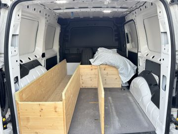 Volkswagen Caddy Maxi - 12