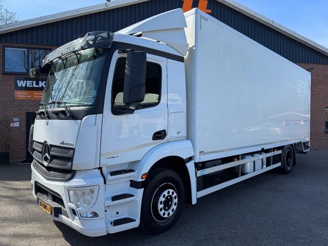 Mercedes-Benz Antos 1827 Koffer AHK 2.000KG LBW 352.840KM NL T