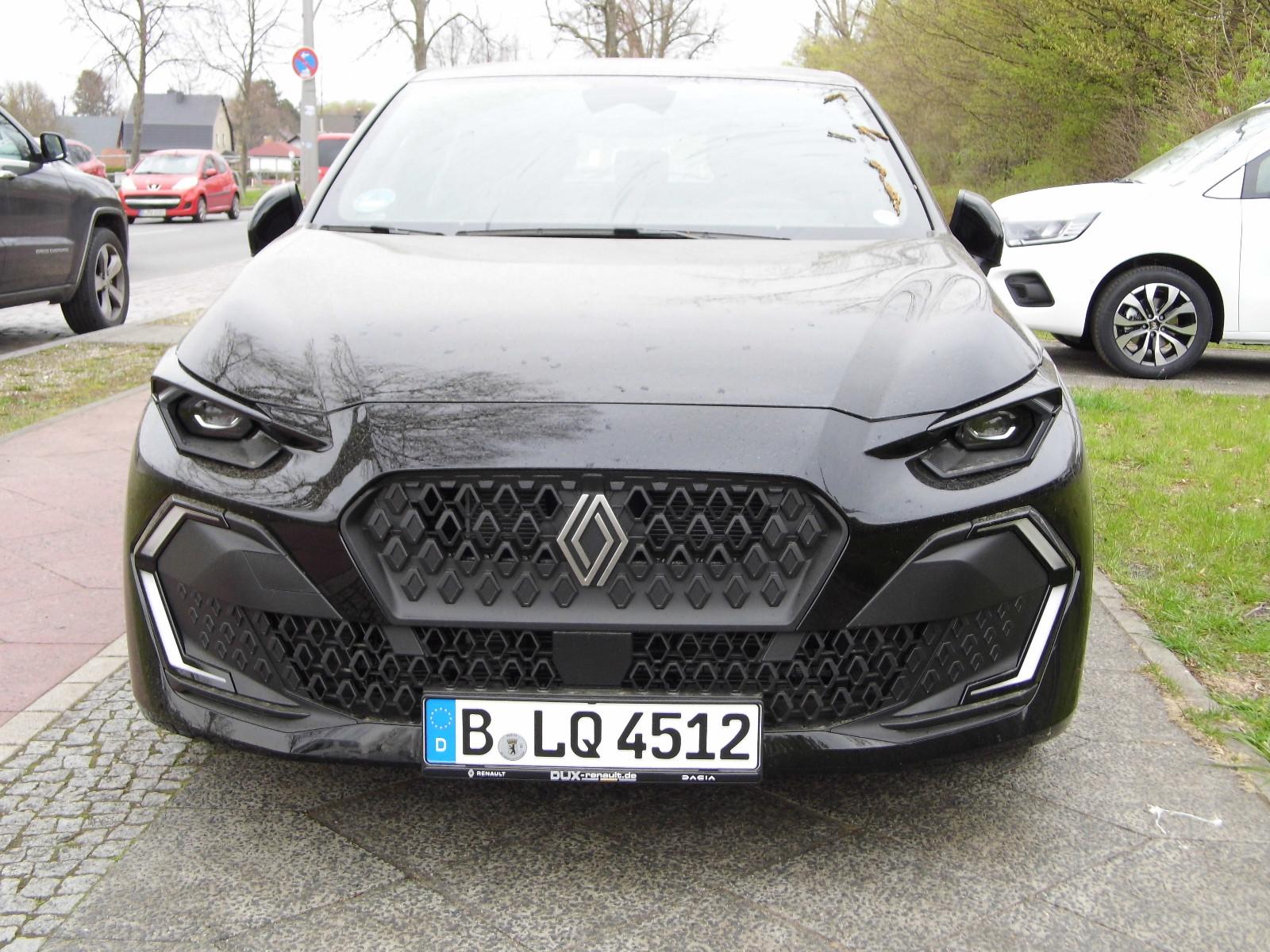 Renault Clio VI 160 E-Tech Full Hybrid Evolution