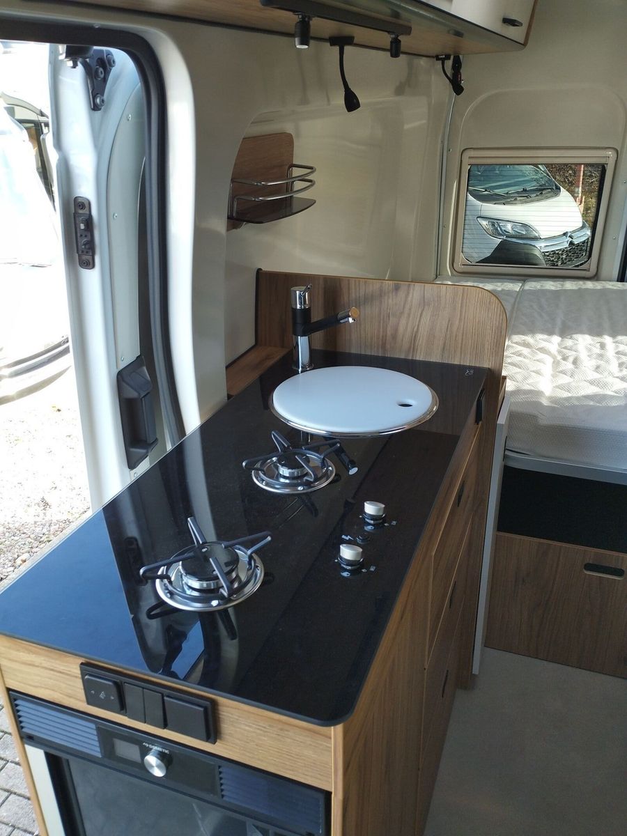 Fahrzeugabbildung Karmann Dexter 4x4 DE 560 AW Markise, Rückfahrkamera