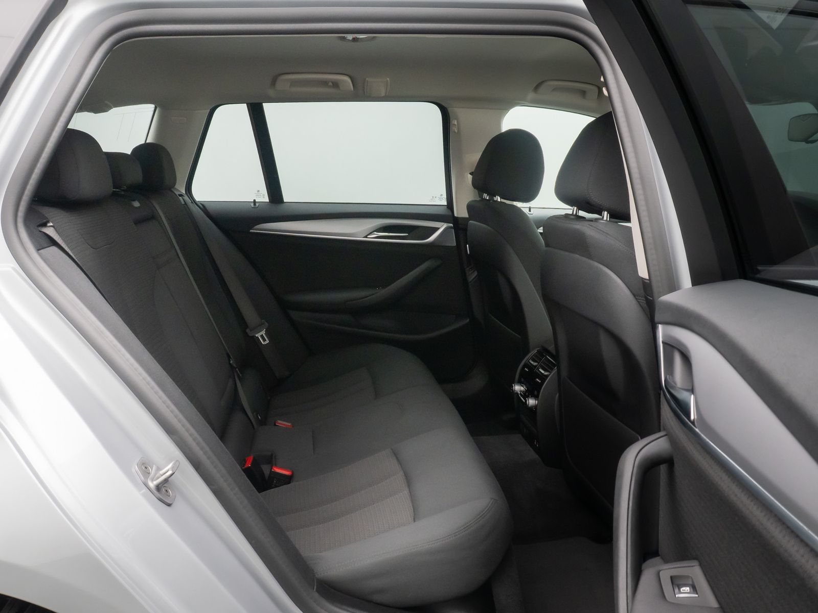 Fahrzeugabbildung BMW 520d Kamera DAB 4xKlima Alarm GeschwindigReg