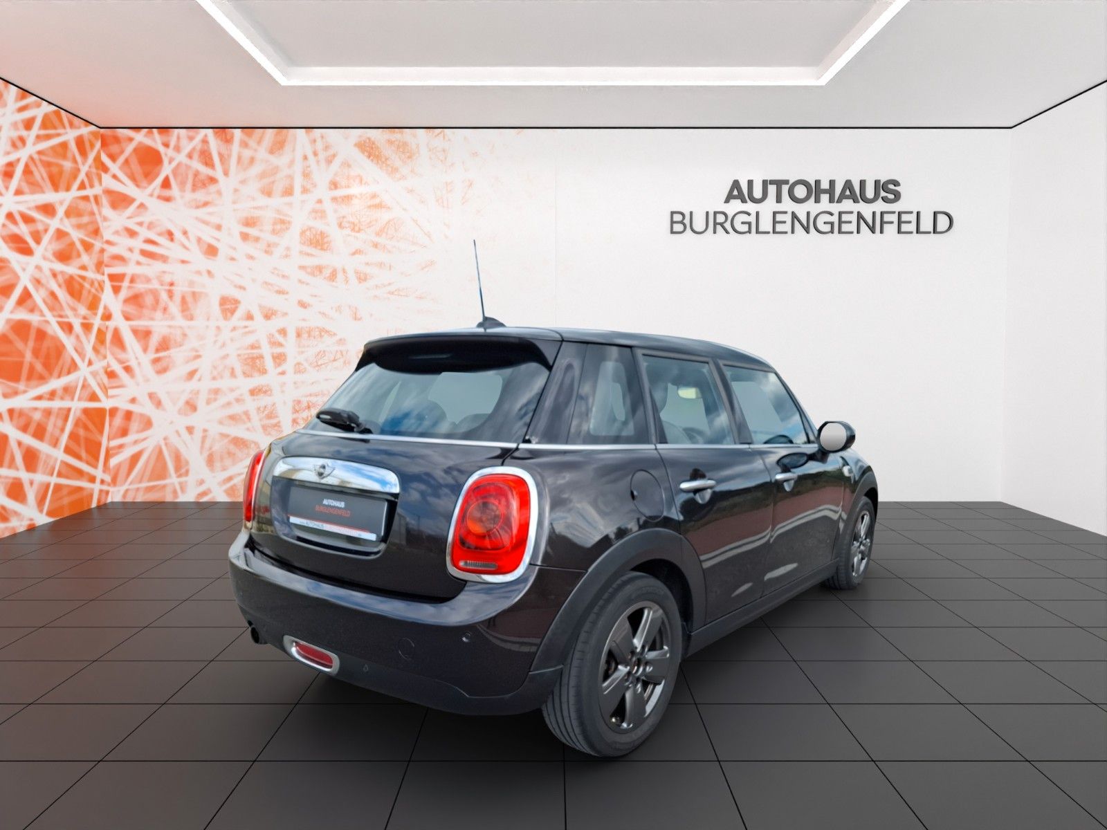 Fahrzeugabbildung MINI 5-trg.  ! NAVI ! SHZ ! PDC !