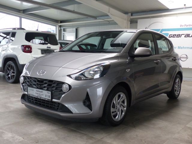 Hyundai i10 Klima+Shzg+Lhzg+Tempomat+Spurh.+Blth+Allwet.