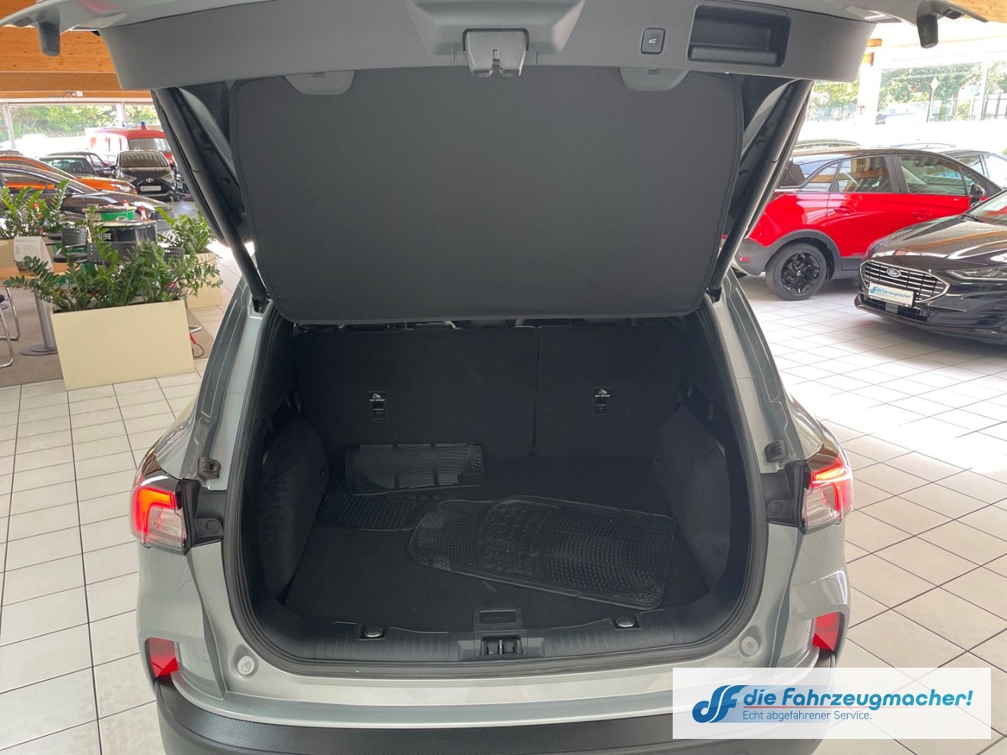 Fahrzeugabbildung Ford Kuga Titanium X 2.0*EXPORT HUD Navi Digitales Co