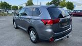 Mitsubishi Outlander TOP 4WD *Automatik* 7-Sitze AHK SHD - Mitsubishi Outlander: Top