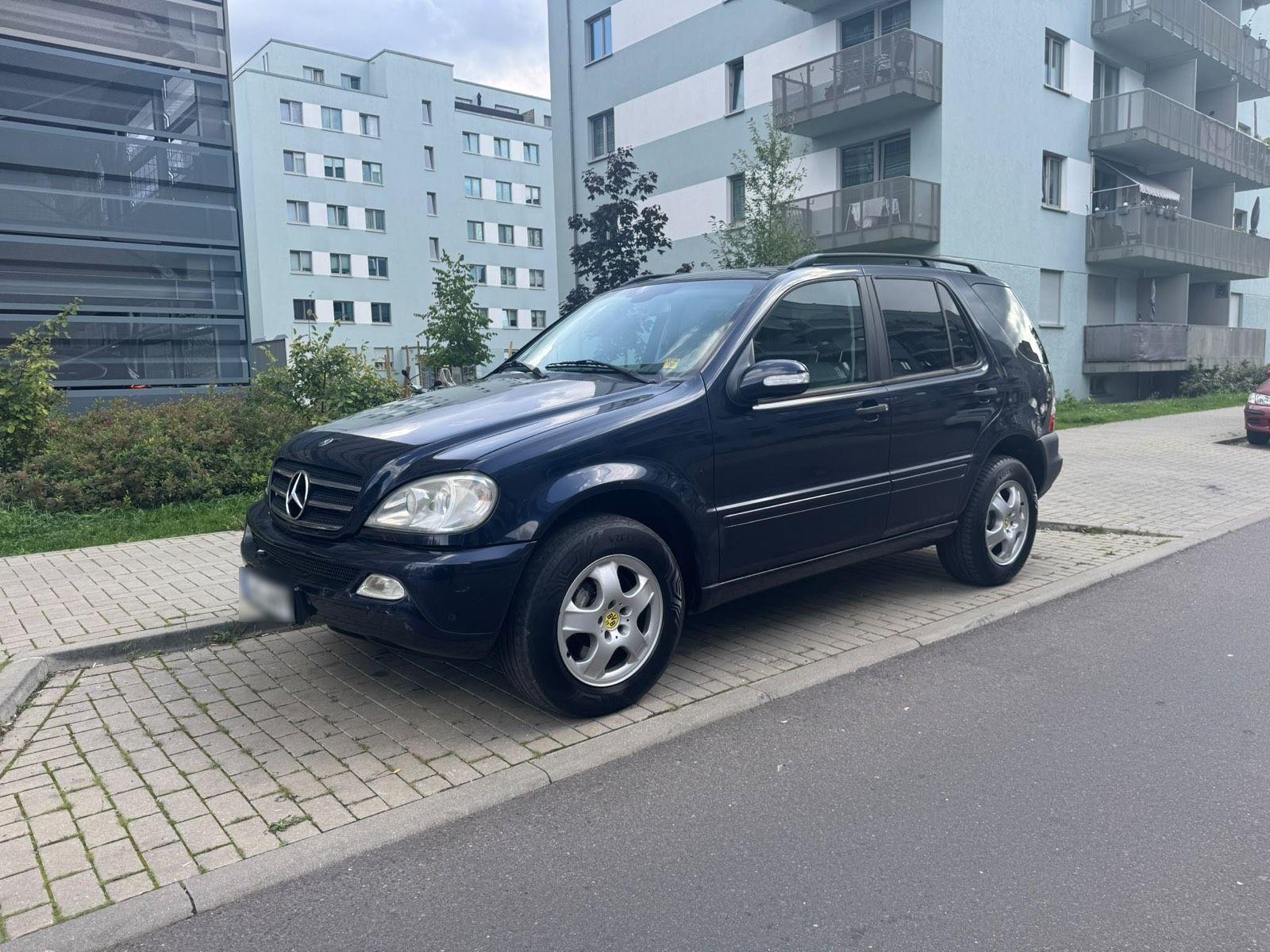 Mercedes-Benz ML 270
