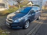 Opel Zafira 1.9 Top 150 PS - 7 Sitze TÜV Neu Navi ETC
