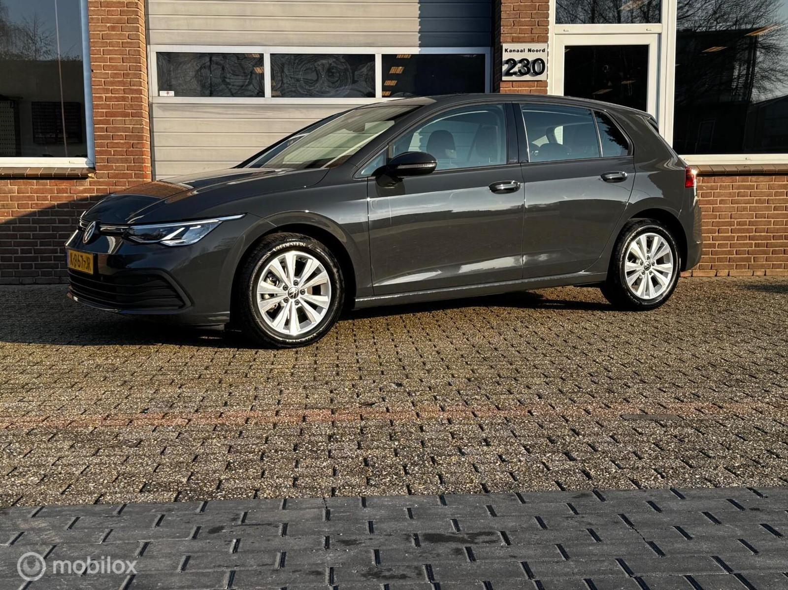 Volkswagen Golf 1.5 TSI Life AIRCO/SFEER/MF-STUUR/CARPLAY