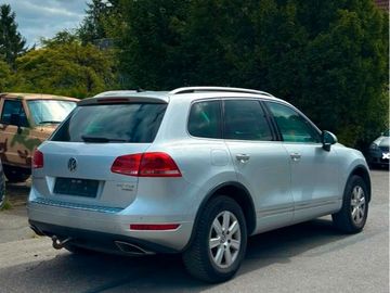 Volkswagen Touareg - 4